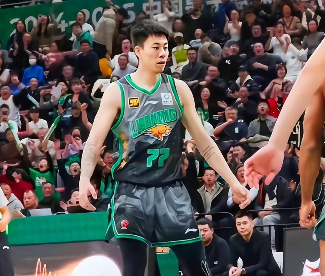 包含西甲倒计时，广厦男篮今夜完成体检，细节引发关注，引发热议，纪律约束更严格的词条