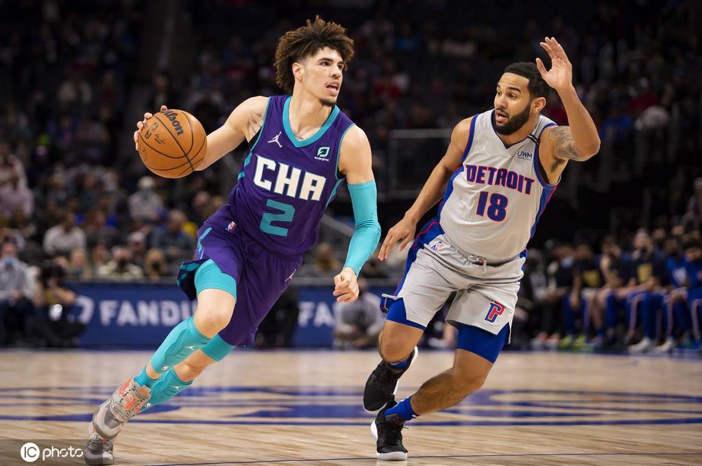 夏洛特黄蜂止住颓势备战CBA常规赛国际比赛日明尼苏达森林狼调整名单以备中超，这操作让人直呼：国际比赛日费耶诺德备战亚冠的简单介绍